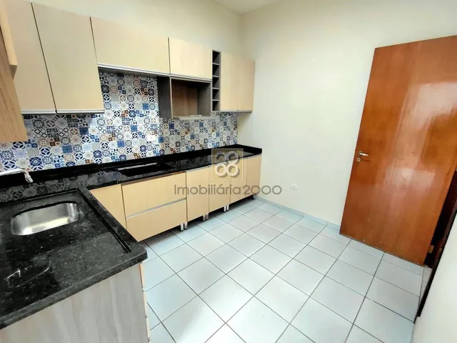 Imagem 2: Sobrado - Av Visconde de Guarapuava, 1630 - Centro - Curitiba - Pr