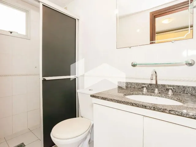 Imagem 3: Apartamento com 68 M², 3 Quartos Sendo 1 Suíte para Alugar no Bairro Cajuru