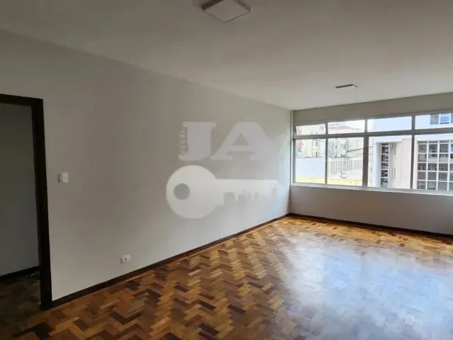 Imagem 12: Apartamento com 3 Quartos para Alugar por R$ 2700.00, 125.00 M2 - Centro - Curitiba/Pr