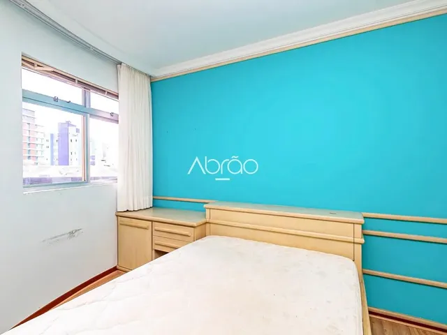 Imagem 4: Apartamento Mobiliado com 3 Quartos para Alugar no Batel - 93 M² - Sacada Com
