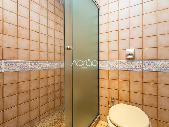 Imagem 3: Apartamento Mobiliado com 3 Quartos para Alugar no Batel - 93 M² - Sacada Com