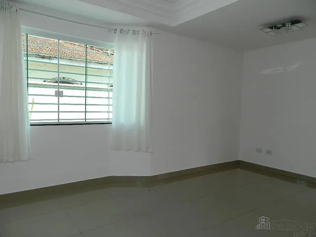 Imagem 5: Sobrado Triplex em Condomínio para Alugar no Hauer / Boqueirão
