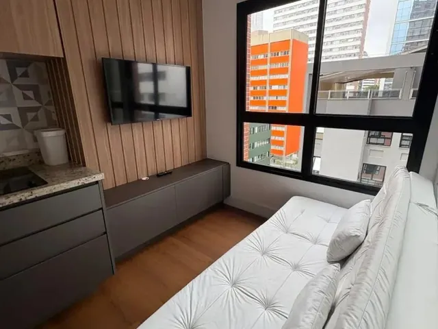 Imagem 10: Imóvel para Aluguel Possui 28 Metros Quadrados com 1 Quarto em Centro - Curitiba - Pr