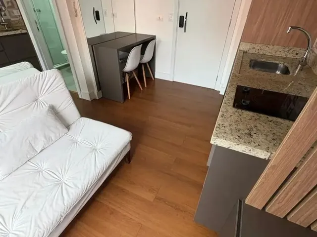 Imagem 7: Imóvel para Aluguel Possui 28 Metros Quadrados com 1 Quarto em Centro - Curitiba - Pr