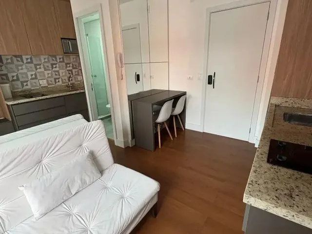 Imagem 4: Imóvel para Aluguel Possui 28 Metros Quadrados com 1 Quarto em Centro - Curitiba - Pr