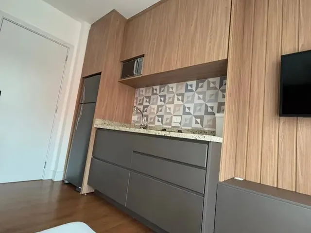 Imagem 6: Imóvel para Aluguel Possui 28 Metros Quadrados com 1 Quarto em Centro - Curitiba - Pr