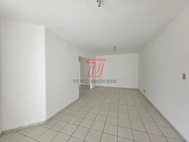 Imagem 4: Apartamento com 3 Dormitórios para Alugar com 75,00M² no Ed. Itacolomi, Bairro Portão