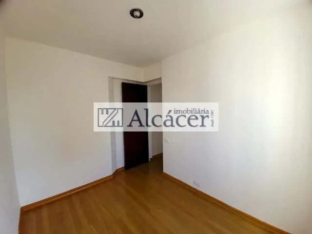 Imagem 3: Imóvel para Aluguel Possui 41 Metros Quadrados com 2 Quartos em Bigorrilho - Curitiba