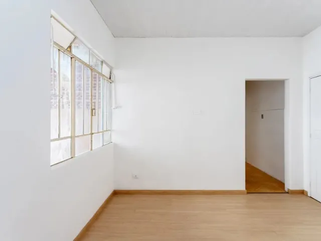 Imagem 14: Apartamento com 2 Quartos para Alugar por R$ 1800.00, 50.00 M2 - Centro - Curitiba/Pr