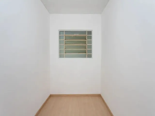 Imagem 2: Apartamento com 2 Quartos para Alugar por R$ 1800.00, 50.00 M2 - Centro - Curitiba/Pr