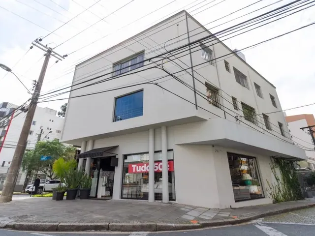 Imagem 15: Apartamento com 2 Quartos para Alugar por R$ 1800.00, 50.00 M2 - Centro - Curitiba/Pr