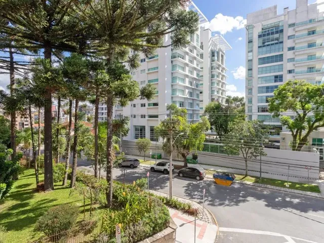 Imagem 4: Apartamento com 2 Quartos para Alugar por R$ 1800.00, 50.00 M2 - Centro - Curitiba/Pr