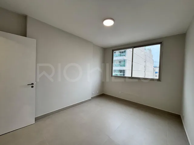 Imagem 11: Apartamento de 3 quartos à venda no Ed. Saint James, com 130m², em Icaraí, Niterói/RJ