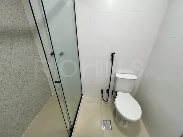 Imagem 2: Apartamento de 3 quartos à venda no Ed. Saint James, com 130m², em Icaraí, Niterói/RJ