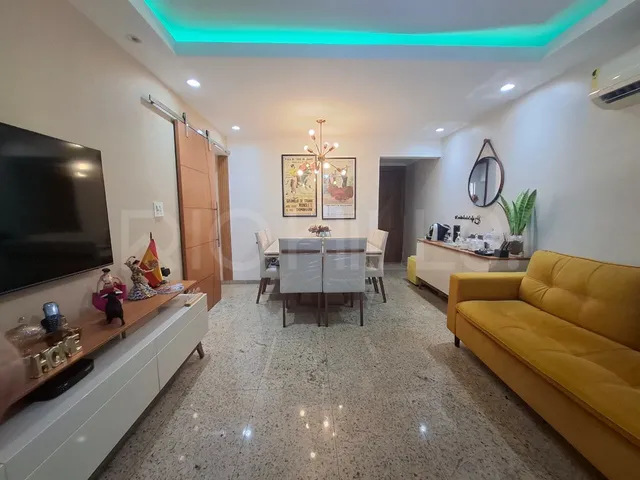 Imagem 1: Apartamento de 3 Quartos À Venda no Ed. Pio Xi, com 110M², em Icaraí, Niterói/Rj