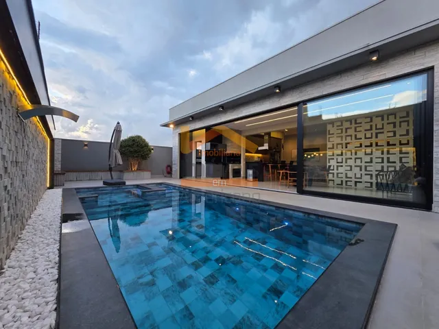 Imagem: Luxuosa Casa de Condomínio À Venda em