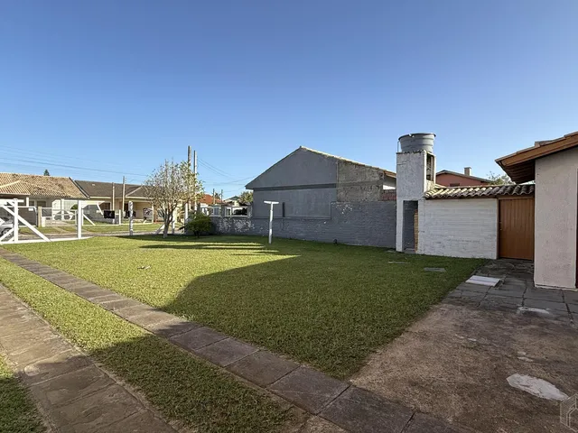 Imagem: Casa À Venda em Imbé, 2 Dormitórios