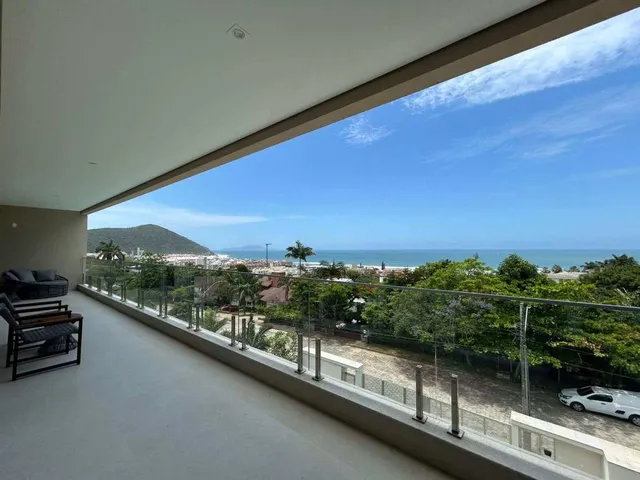 Imagem: Casa À Venda em Florianópolis, Praia Brava