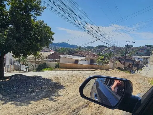 Imagem 3: Casa de Esquina Escriturada e Quitada - Bairro Petrópolis, Rua Alfenas