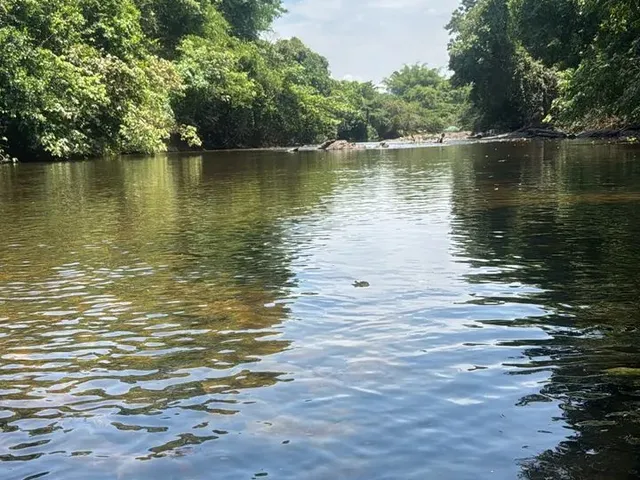 Imagem 7: Vendo Rancho no Rio Uru (Heitorai