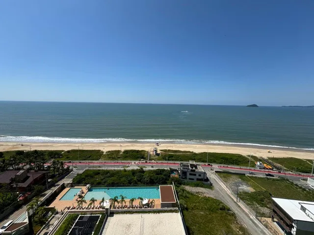 Imagem 4: Apartamento de Luxo à Venda em Balneário Piçarras-SC, Bairro Itacolomi: 4 Quartos, 1