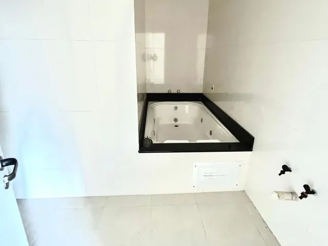 Imagem 14: Cobertura a venda bairro Carvoeira Florianópolis SC