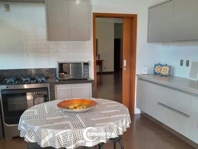 Imagem 5: Rural Fazenda / sítio com 4 dormitórios