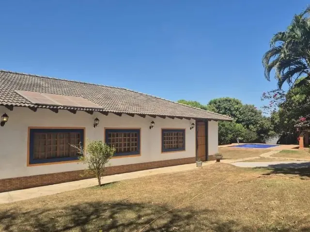 Imagem: Chácara de 2136 M² com 06 Quartos À Venda