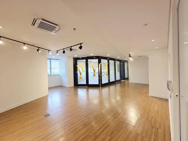 Imagem: Sala Comercial de 132 M² para Locação