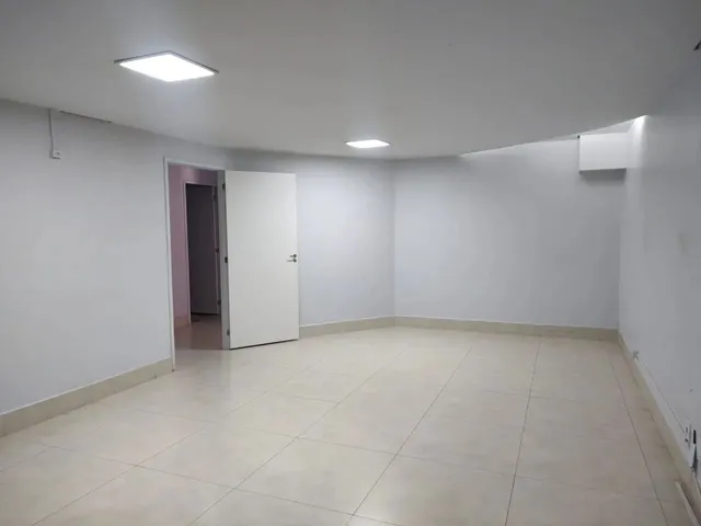 Imagem 3: Loja Comercial Aproximadamente 150 M², Setor Bueno, Goiânia-Go