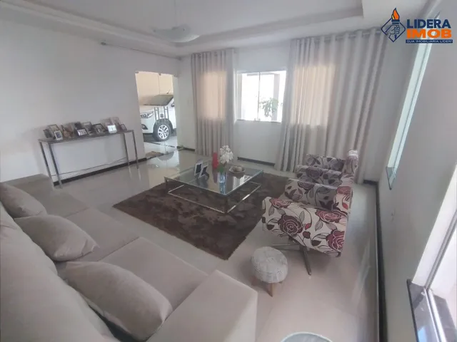Imagem 3: Casa Duplex na Mangabeira, 4 Quartos, 2 Suítes, Closet, Piscina, Quiosque, para Venda