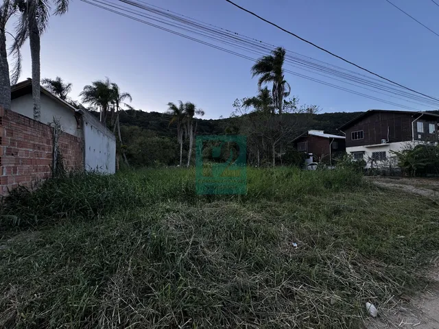 Imagem: Terreno Amplo Pronto para Construir na Praia