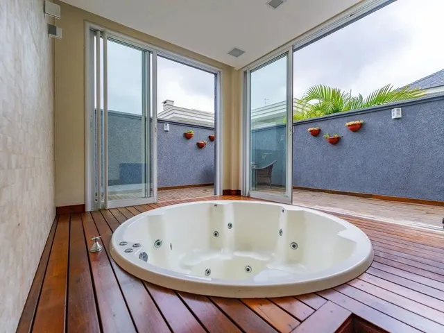 Imagem 3: Casa 04 Quartos Sendo 03 Suítes, 04 Vagas, Sauna, Hidromassagem, Umbará, Curitiba
