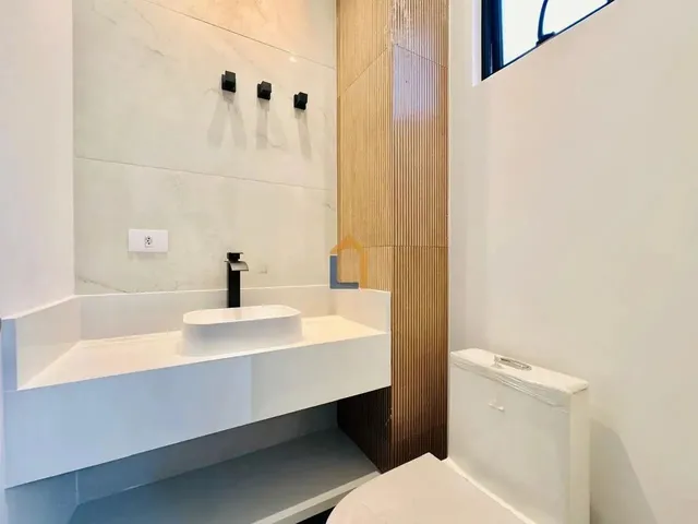 Imagem 13: Sobrado com 146M² no Bairro Umbara