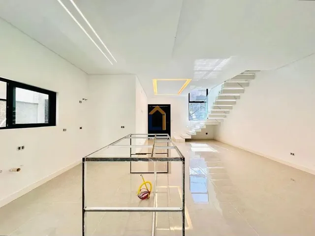 Imagem 7: Sobrado com 146M² no Bairro Umbara
