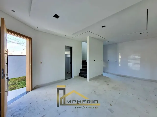 Imagem 5: Imperdível: Casa À Venda em Curitiba-Pr, no Bairro Sítio Cercado, com 3 Quartos, 1