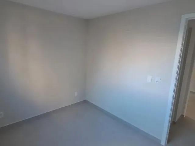 Imagem 10: Apartamento 02 Quartos, Reformado, Sítio Cercado