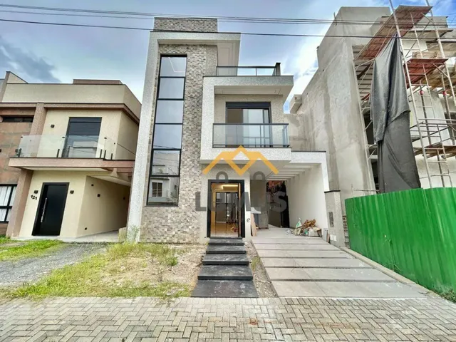 Imagem: Sobrado com 3 Dormitórios À Venda, 146