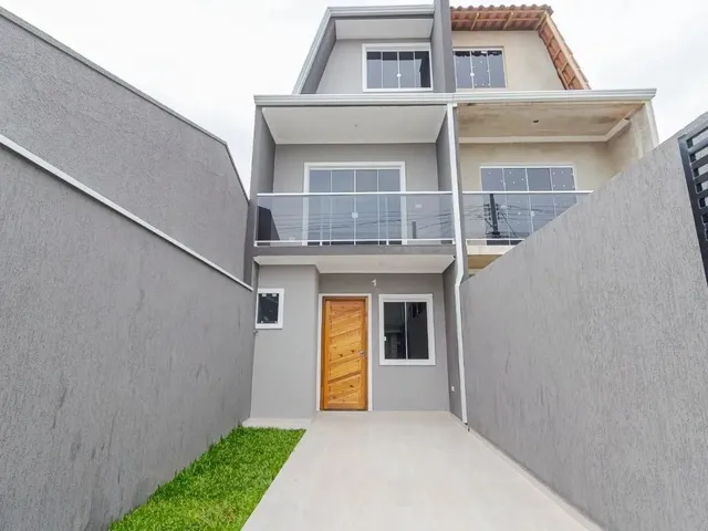 Imagem 1: Sobrado com 4 Quartos À Venda no Umbará