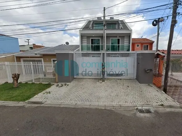 Imagem: Sobrado com 4 Quartos no Sitio Cercado
