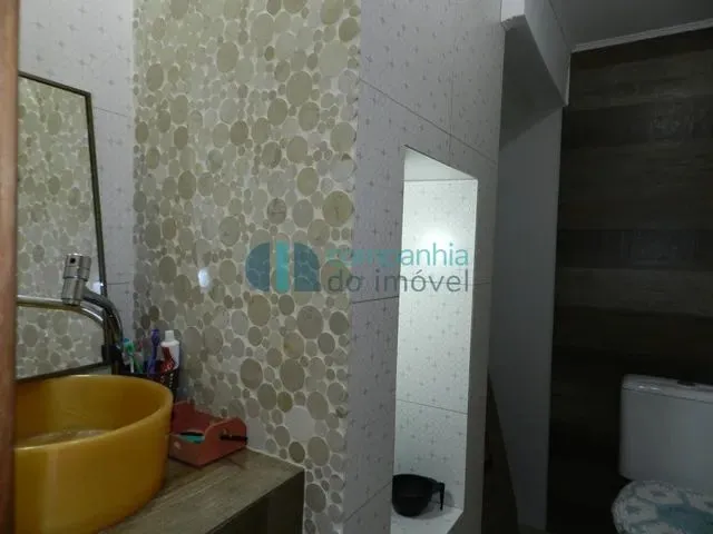 Imagem 2: Sobrado com 4 Quartos no Sitio Cercado