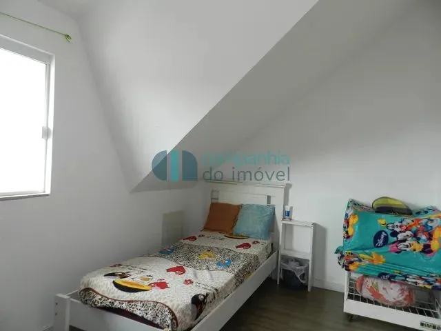 Imagem 14: Sobrado com 4 Quartos no Sitio Cercado