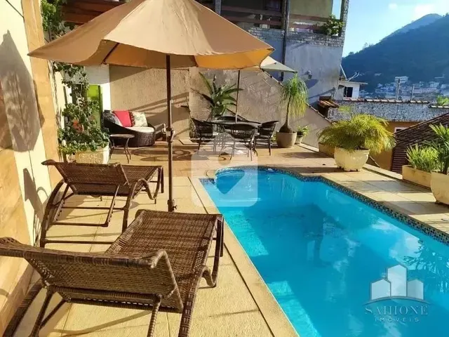 Imagem: Casa Triplex com 3 Quartos em Cascatinha