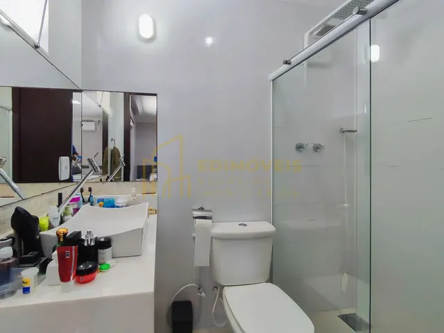 Imagem 3: Portal de Jacaraípe: Casa Ideal para Quem Busca Tranquilidade e Espaço!