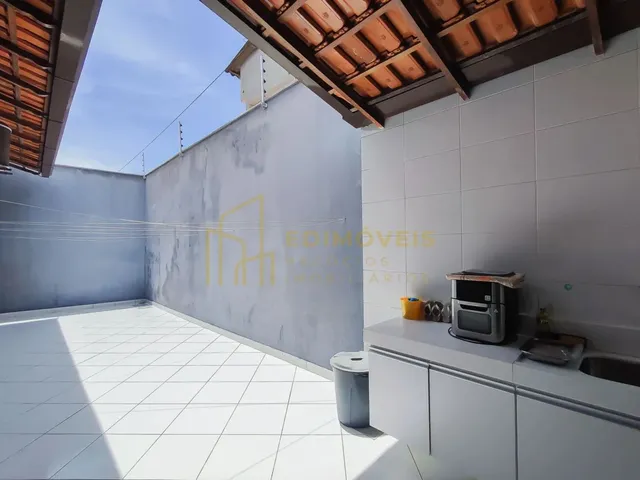Imagem 10: Portal de Jacaraípe: Casa Ideal para Quem Busca Tranquilidade e Espaço!