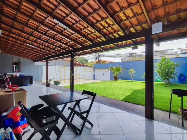 Imagem 5: Portal de Jacaraípe: Casa Ideal para Quem Busca Tranquilidade e Espaço!