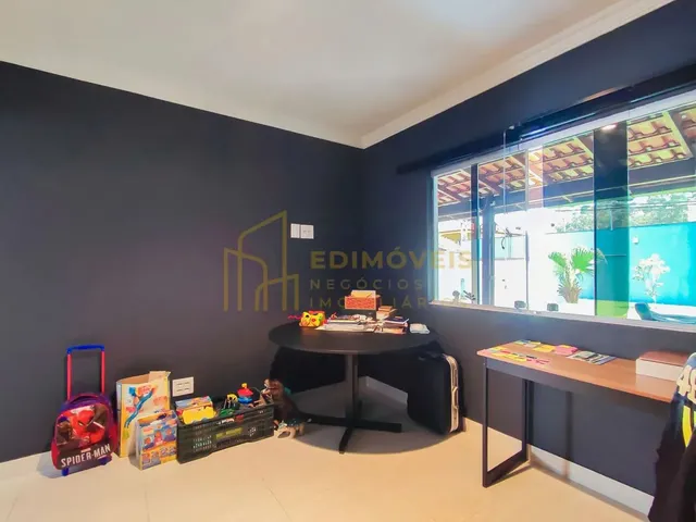 Imagem 16: Portal de Jacaraípe: Casa Ideal para Quem Busca Tranquilidade e Espaço!