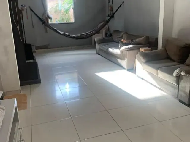 Imagem: Oportunidade! Casa Grande com 4 Quartos