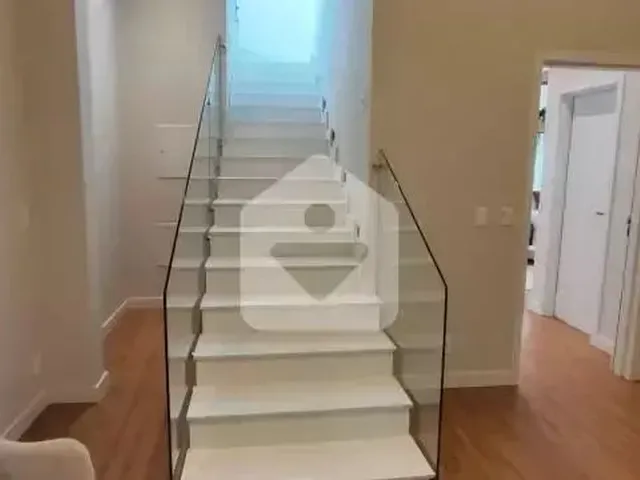 Imagem: Casa para Venda com 3 Quartos, 1015M²