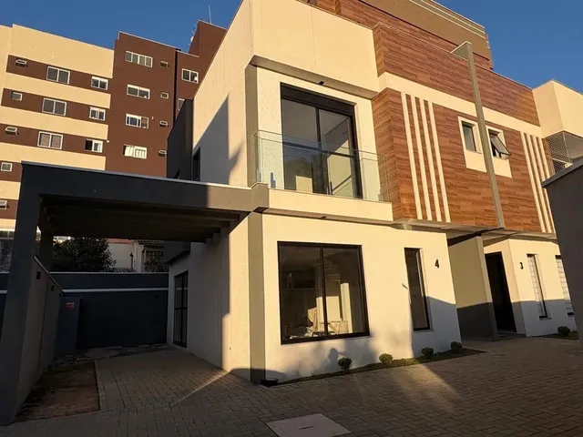Imagem: Triplex Alto Padrão Agua Verde/Portao